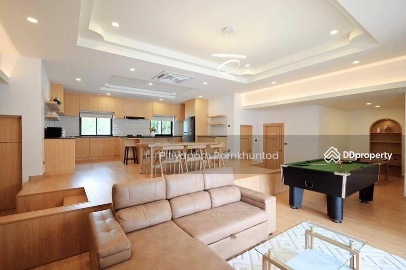 For Sale - 4-Bedroom House, Chon Buri