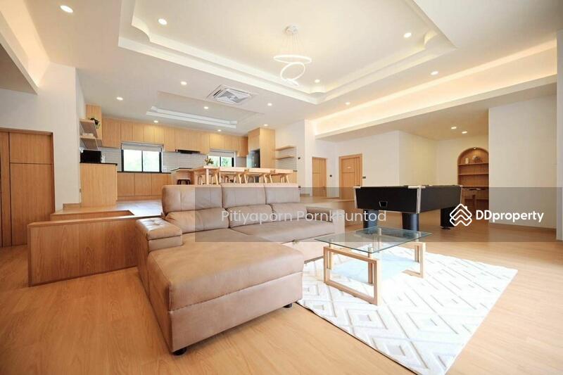 For Sale - 4-Bedroom House, Chon Buri