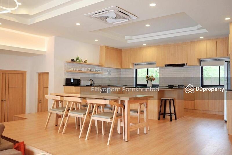 For Sale - 4-Bedroom House, Chon Buri