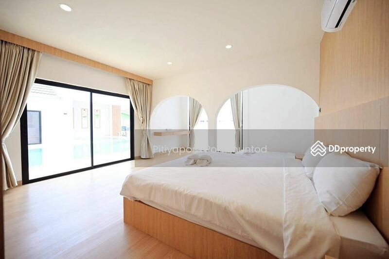 For Sale - 4-Bedroom House, Chon Buri