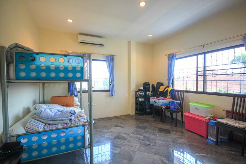 ขาย - Chantha Village : ฉันทะวิลเลจ, เพชรบุรี