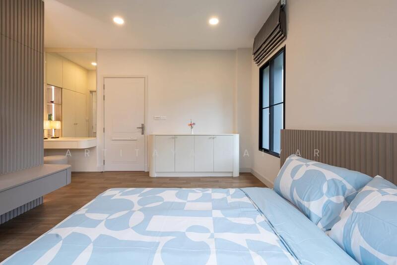 Nantawan Rama 9 - New Krungthepkreetha, Bangkok, Saphan Sung, Bangkok, 4 Bedrooms, 302 sqm, Single Detached House For Sale, by Artitaya Gaiyar, 60154497 - DDproperty.com