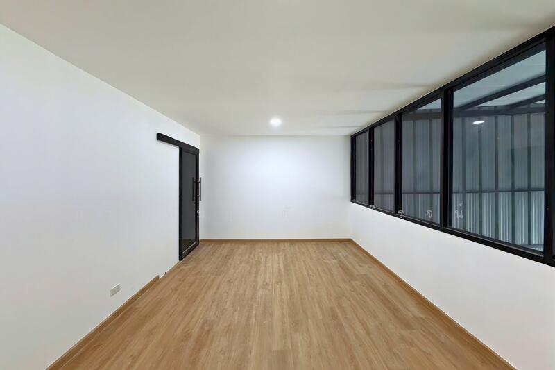 For Rent - โกดัง+ออฟฟิส @กรุงเทพกรึฑาตัดใหม่ ศรีนครินทร์-ร่มเกล้า27 มี2ชั้น สำนักงาน คลังสินค้า กรุงเทพ, Bangkok