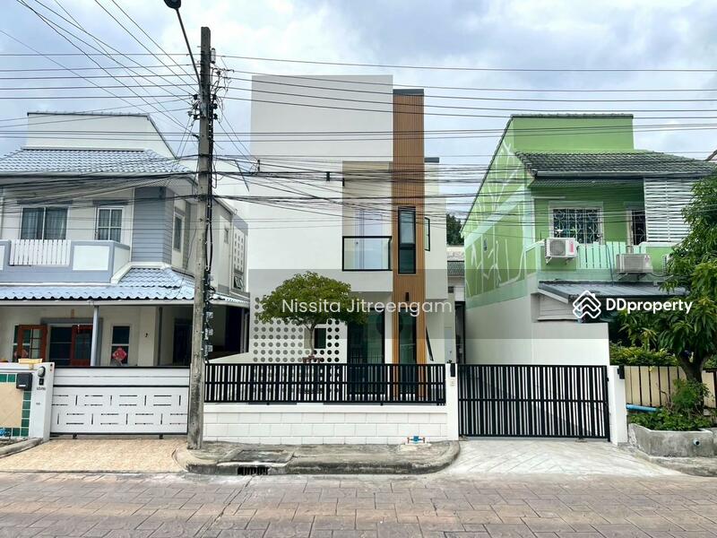 ขาย - Baan Phon Watcharapol : บ้านพล วัชรพล, กรุงเทพ