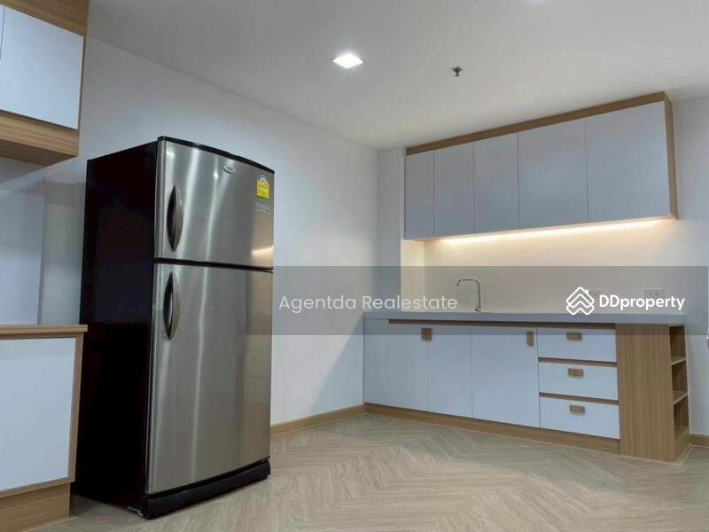 For Rent - Dusit Avenue, Bangkok