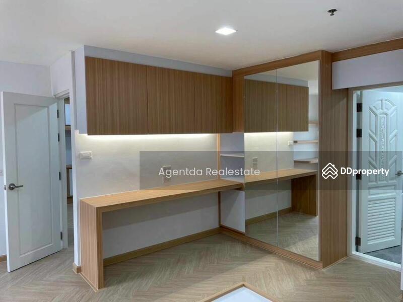 For Rent - Dusit Avenue, Bangkok