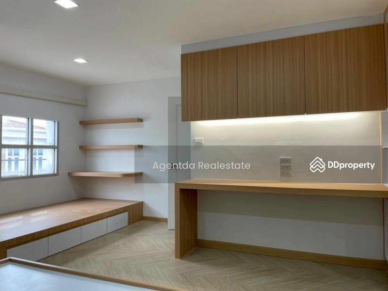For Rent - Dusit Avenue, Bangkok