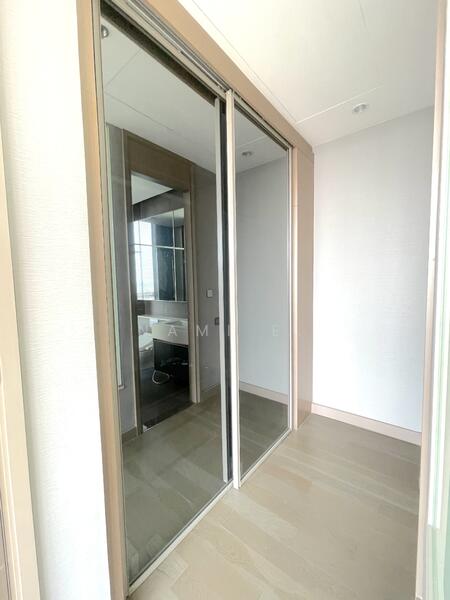 The Esse at Singha Complex, Bangkok, 1788 New Petchaburi Rd, Khlongtoei Nua, Watthana, Bangkok, 1 Bedroom, 49 sqm, Condo For Sale, by Nami E., 60155208 - DDproperty.com