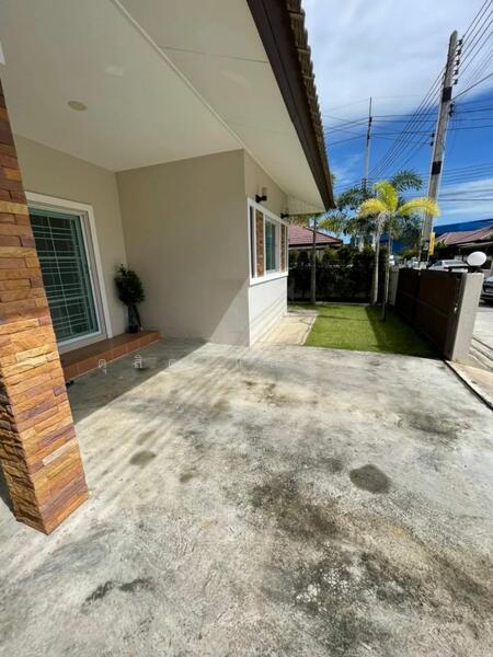 For Sale - ขายบ้านแฝด สไตล์บ้านเดี่ยว ม.ลภัสรดา โรงโป๊ะ ตะเคียนเตี้ย บางละมุง, Chon Buri (Pattaya)