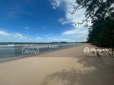 ขาย - บ้านเดี่ยว ไม่พร้อมอยู่ ติดหาดแหลมแม่พิมพ์ ต้องรีโนเวทใหม่ทั้งหลัง เนื้อที่ 72 ตรว เดินลงหาด 20 เมตร, ระยอง