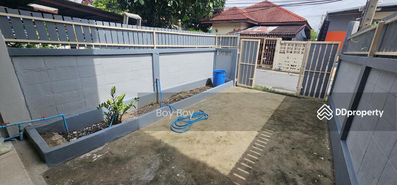 For Rent - ซอยโกสุมรวมใจ, Bangkok