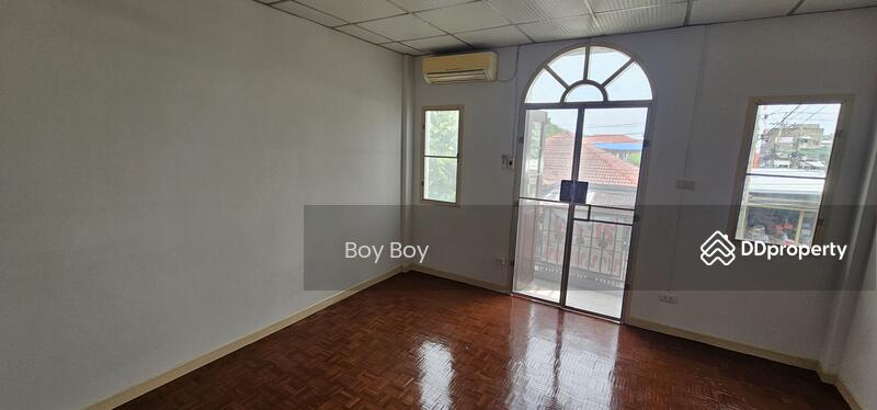 For Rent - ซอยโกสุมรวมใจ, Bangkok