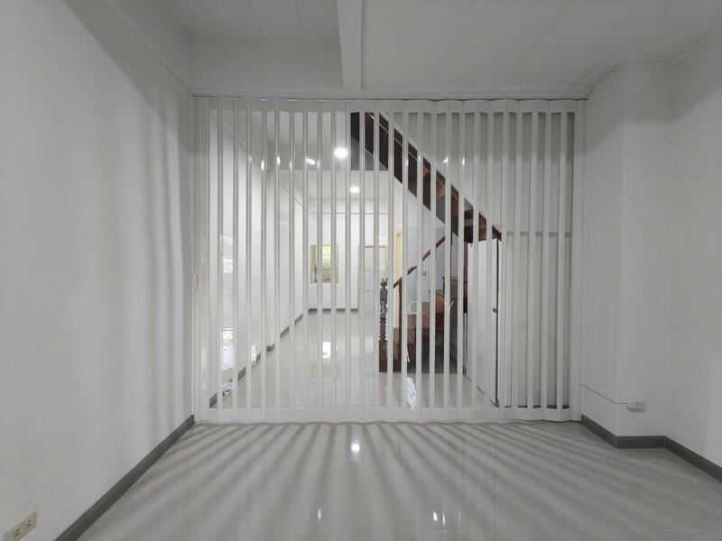 ซอยโกสุมรวมใจ, Bangkok, Don Mueang, Don Mueang, Bangkok, 2 Bedrooms, 160 sqm, Townhouse For Rent, by Anupap Tharnthong, 60155724 - DDproperty.com