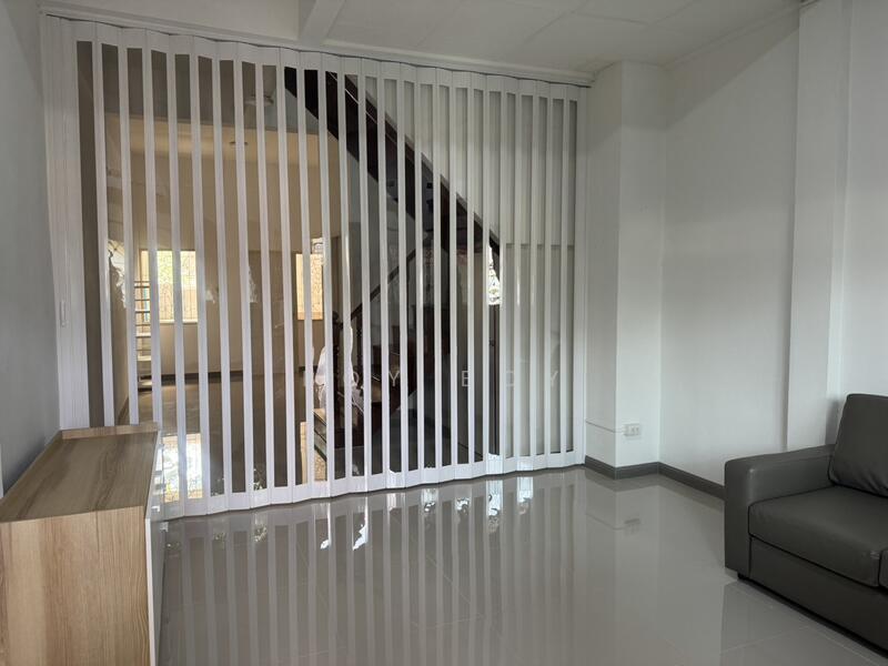 ซอยโกสุมรวมใจ, Bangkok, Don Mueang, Don Mueang, Bangkok, 2 Bedrooms, 160 sqm, Townhouse For Rent, by Anupap Tharnthong, 60155724 - DDproperty.com