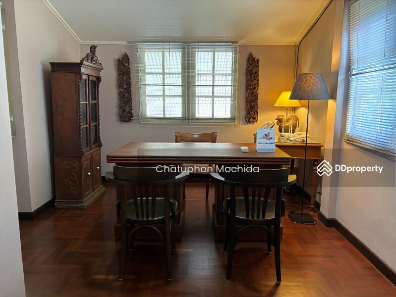 ให้เช่า - 3-Br House in Lat Yao, กรุงเทพ