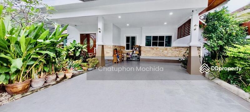 For Sale - 3-Br Villa in Bang Chalong, Samut Prakan