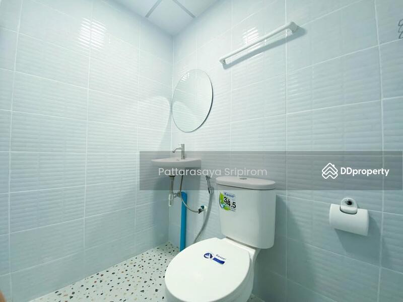 For Sale - 2-Br Townhouse in Thai Ban (2220177), Samut Prakan
