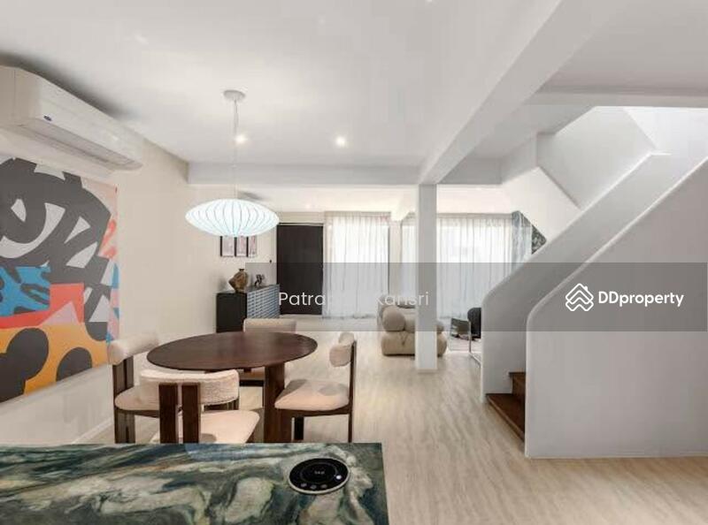 For Sale - 3-Br Townhouse near BTS Saint Louis, Bangkok