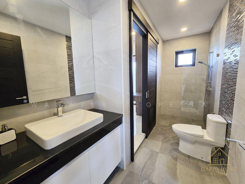 Emerald Valley : เอมเมอรัล วัลเล่ย์ หัวหิน, ประจวบคีรีขันธ์, 500 หัวนา 21, ทับใต้, หัวหิน, ประจวบคีรีขันธ์, 210 ตร.ม., วิลล่า ขาย, โดย Wanwisa Scopetta, 60156083 - DDproperty.com