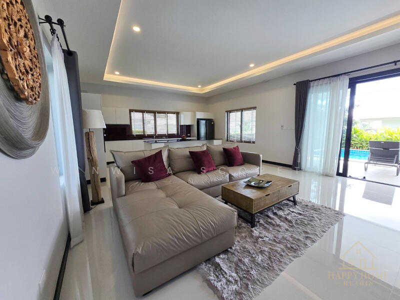 Emerald Valley : เอมเมอรัล วัลเล่ย์ หัวหิน, ประจวบคีรีขันธ์, 500 หัวนา 21, ทับใต้, หัวหิน, ประจวบคีรีขันธ์, 210 ตร.ม., วิลล่า ขาย, โดย Wanwisa Scopetta, 60156083 - DDproperty.com
