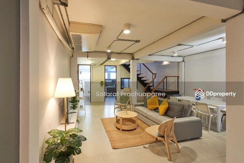 For Rent - Malanan Modern Townhome, Bangkok