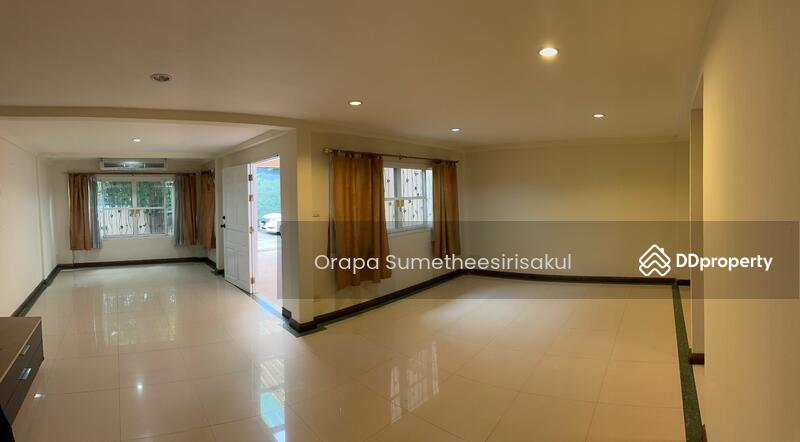 For Rent - 3-Br Townhouse near BTS Phrom Phong, Bangkok