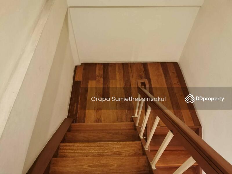 ให้เช่า - 3-Br Townhouse near BTS Phrom Phong, กรุงเทพ
