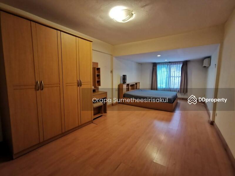 For Rent - 3-Br Townhouse near BTS Phrom Phong, Bangkok