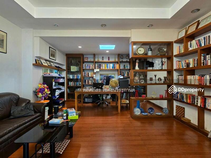 ขาย - ขายบ้านหรูหลังใหญ่กลางเมือง ล้าโคราช ทำเลดี โซน สืบศิริ เนื้อที่1ไร่ 69 ตรว.มี 7นอน12น้ำขายแค่35ล้าน, นครราชสีมา