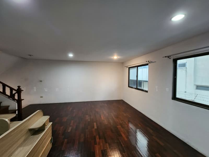 Townhouse near BTS Bang Chak, Bangkok, Bang Chak, Phra Khanong, Bangkok, 4 Bedrooms, 250 sqm, Townhouse For Rent, by ปรินทร์ญาดา ชิณโชติ, 60156420 - DDproperty.com