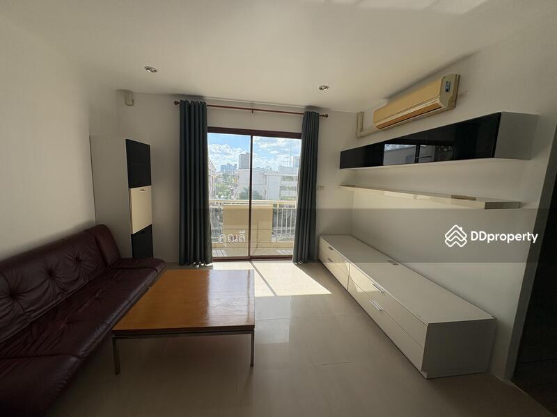 ขาย - Baan Klang Krung Resort (Ratchada 7) : บ้านกลางกรุงรีสอร์ท รัชดา ซอย7, กรุงเทพ