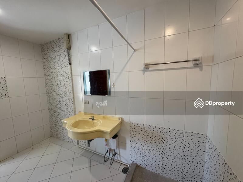 ขาย - Baan Klang Krung Resort (Ratchada 7) : บ้านกลางกรุงรีสอร์ท รัชดา ซอย7, กรุงเทพ