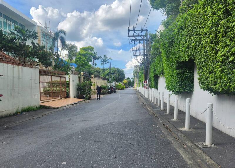 ขาย - ที่ดินถมแล้ว 1 ไร่ในซอยเพชรบุรี 47/6 หรือซอยศูนย์วิจัย 6 ถนนเพชรบุรีตัดใหมใก้ลโรงพยาบาลกรุงเทพ, กรุงเทพ