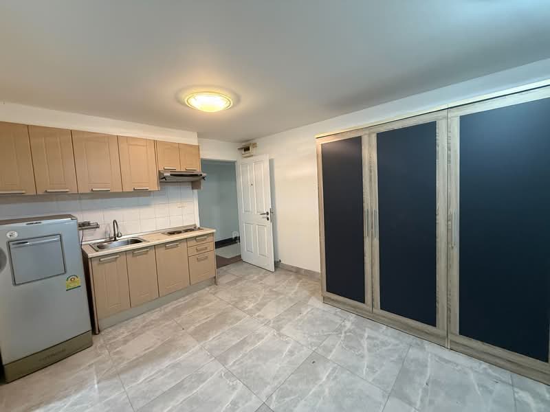 Chateau In Town Ratchada 13, Bangkok, Ratchadaphisek, Din Daeng, Din Daeng, Bangkok, 1 Bedroom, 32 sqm, Condo For Sale, by คุณลี, 60156751 - DDproperty.com