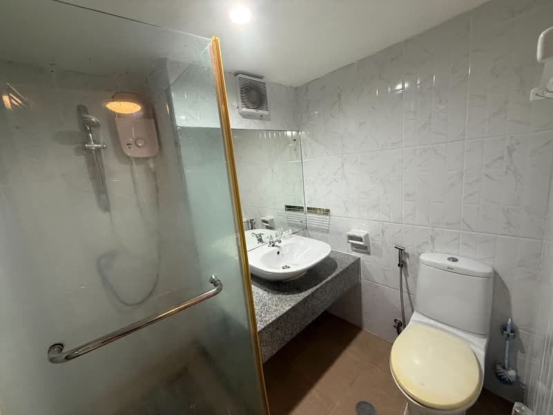 Chateau In Town Ratchada 13, Bangkok, Ratchadaphisek, Din Daeng, Din Daeng, Bangkok, 1 Bedroom, 32 sqm, Condo For Sale, by คุณลี, 60156751 - DDproperty.com