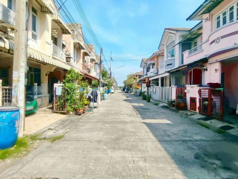 For Sale - Warangkun Khlong 3 Village, Pathum Thani