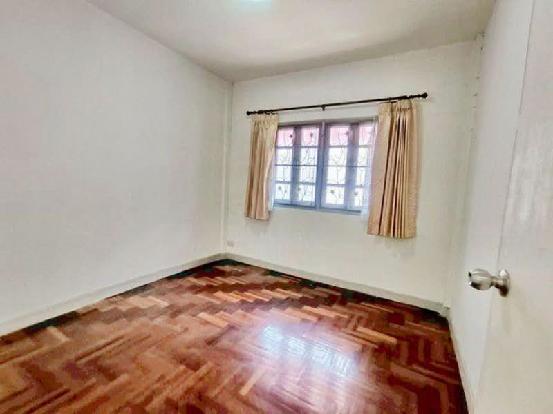 For Sale - Warangkun Khlong 3 Village, Pathum Thani