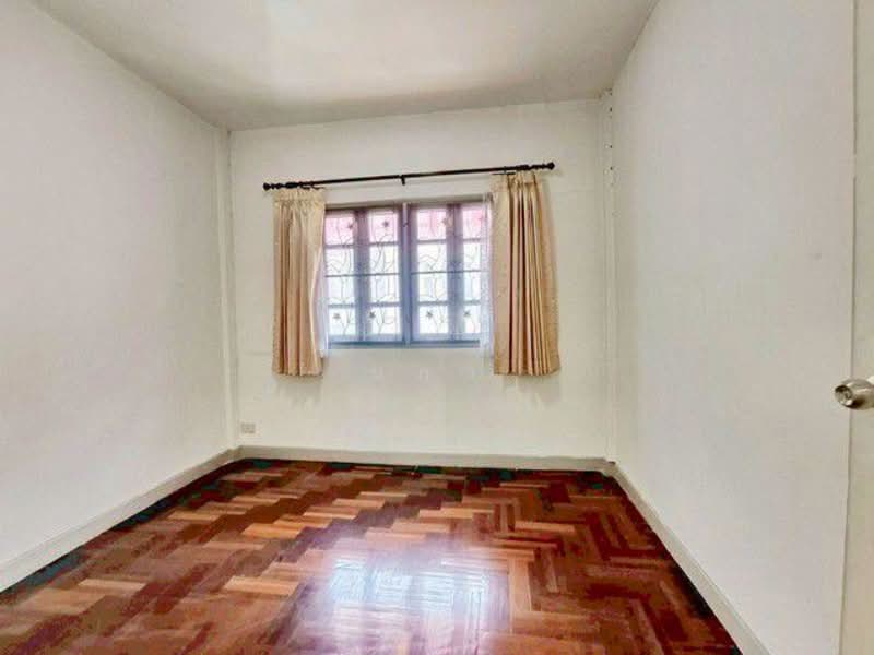 For Sale - Warangkun Khlong 3 Village, Pathum Thani