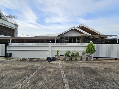 ขาย - บ้านเดี่ยว โชคชัย4, กรุงเทพ