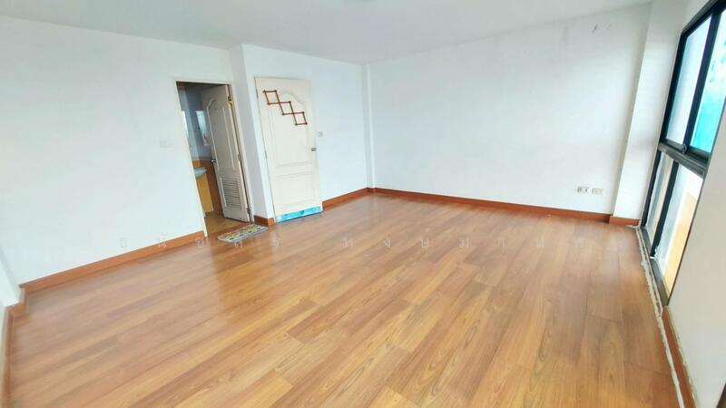 อาคารพาณิชย์ หมู่บ้านดิเอ็นเทอร์ ขาย 9.5 ล้าน 4.5 ชั้น กว้าง 5.5 เมตร, Bangkok, 12 กาญจนาภิเษก ซอย 39, Dok Mai, Prawet, Bangkok, , 618 sqm, Shophouse For Sale, by Thanatsorn Hongmanop, 60156853 - DDproperty.com