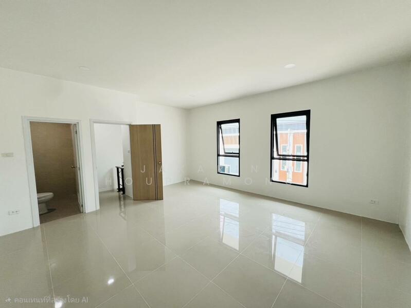 For Rent - ให้เช่าโกดัง ลำลูกกา คลอง 3 ปทุมธานี 403 ตรม สร้างใหม่ สไตล์โมเดิร์น, Pathum Thani