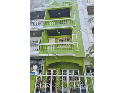 ขาย - ทาวน์เฮ้าส์ 3 ชั้น ซ.ลาซาล 1, กรุงเทพ
