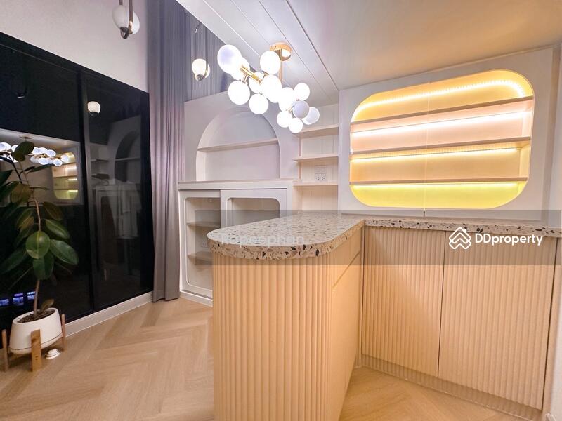 For Sale - Knightsbridge Space Ratchayothin, Bangkok