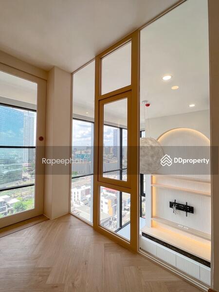 For Sale - Knightsbridge Space Ratchayothin, Bangkok