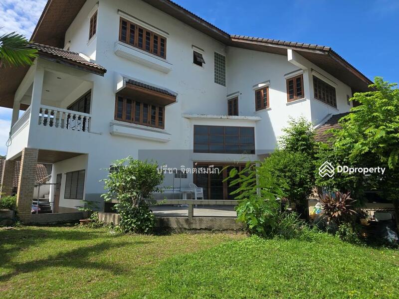 For Sale - 3-storey detached house for sale, split level, 3 bedrooms, 86/5 Sukhumvit Soi 56 Yaek 3-1, Bangkok