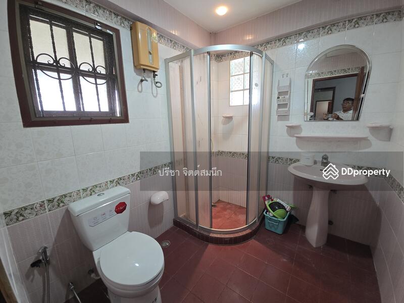 For Sale - 3-storey detached house for sale, split level, 3 bedrooms, 86/5 Sukhumvit Soi 56 Yaek 3-1, Bangkok