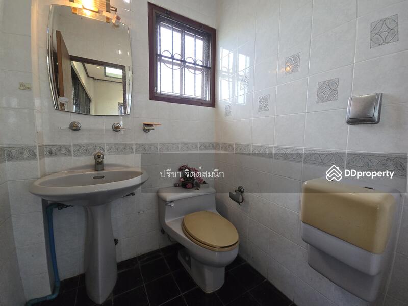 For Sale - 3-storey detached house for sale, split level, 3 bedrooms, 86/5 Sukhumvit Soi 56 Yaek 3-1, Bangkok