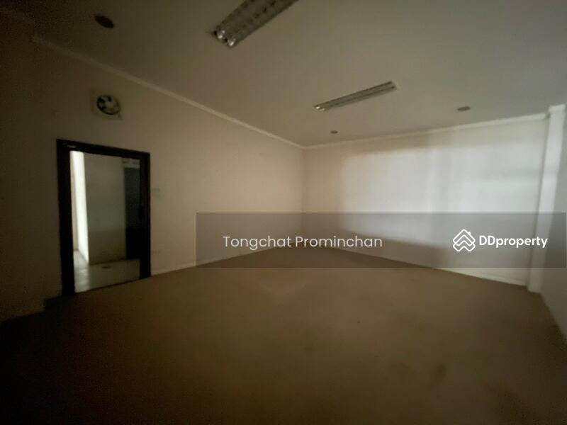 For Rent - Commercial building for rent chatuchak, Chan kasem, Phahonyothin, Bangkok