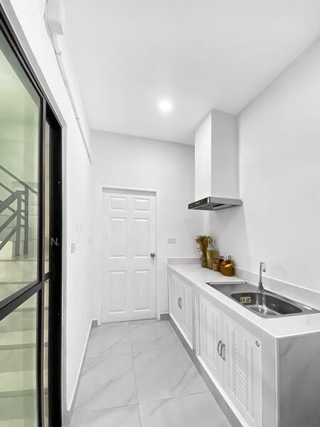 AVENUE PRIME 21, Chon Buri (Pattaya), Nong Pru, Bang Lamung (Pattaya), Chon Buri (Pattaya), 3 Bedrooms, 68 sqm, Townhouse For Sale, by Nirinporn Nirunthanapart, 60158750 - DDproperty.com