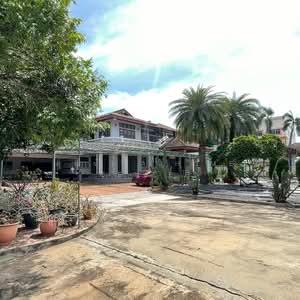 ขาย - ที่ดินพร้อมบ้านและสิ่งปลูกสร้าง ขนาด3-2-74.3ไร่ ซ.ติวานนท์-ปากเกร็ด22, นนทบุรี